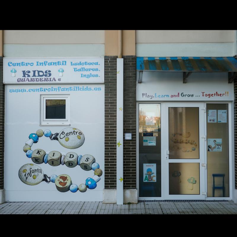 CENTRO INFANTIL KIDS